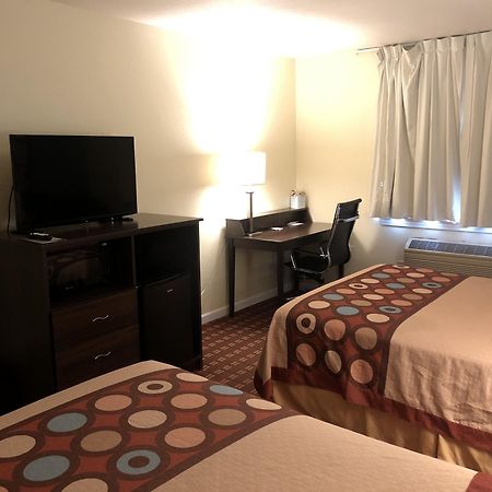 Super 8 By Wyndham Plover Stevens Point Area Exterior photo